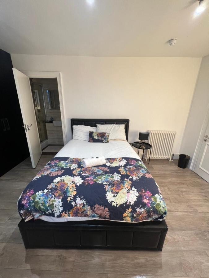 Luxury Double Room W/ Private Bathroom Edinburgh Exterior photo